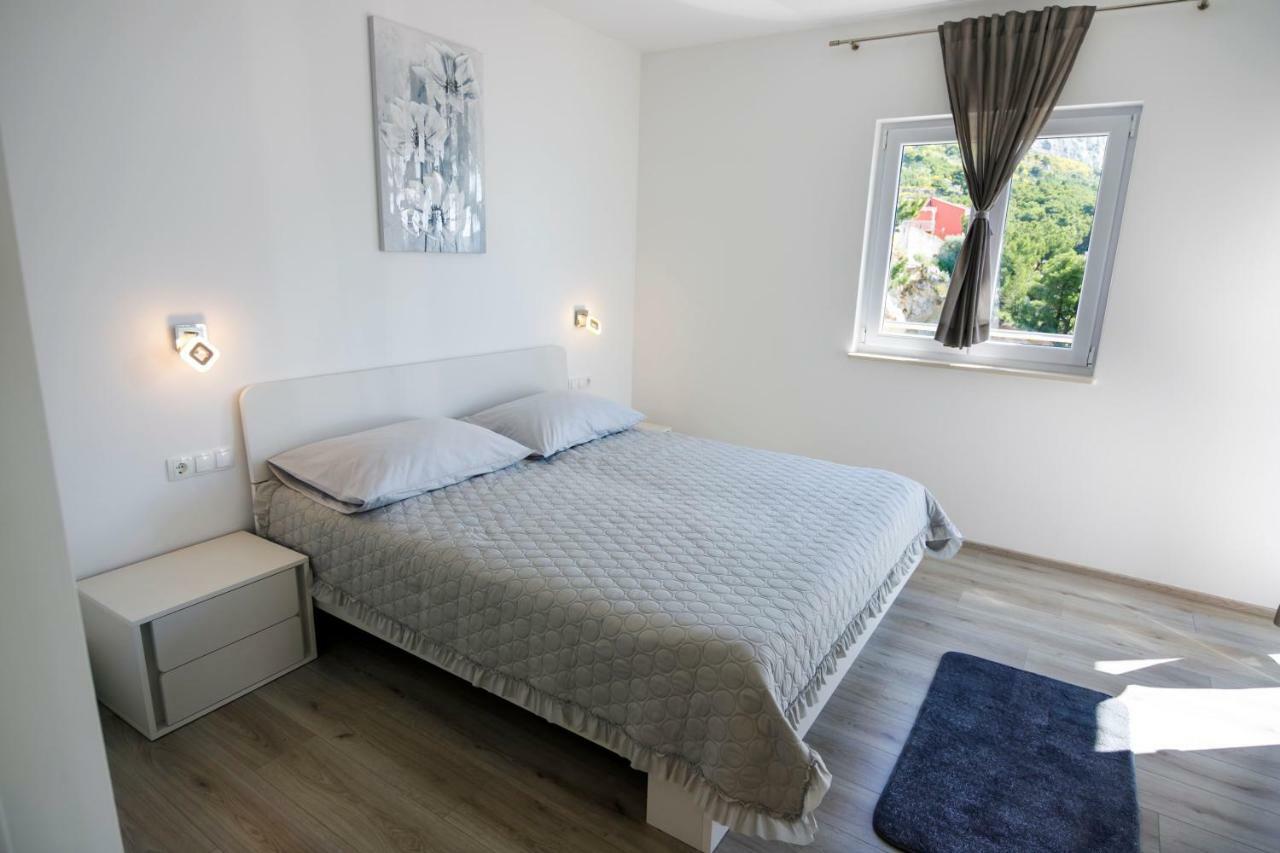Apartmani Ticinovic オミシュ エクステリア 写真