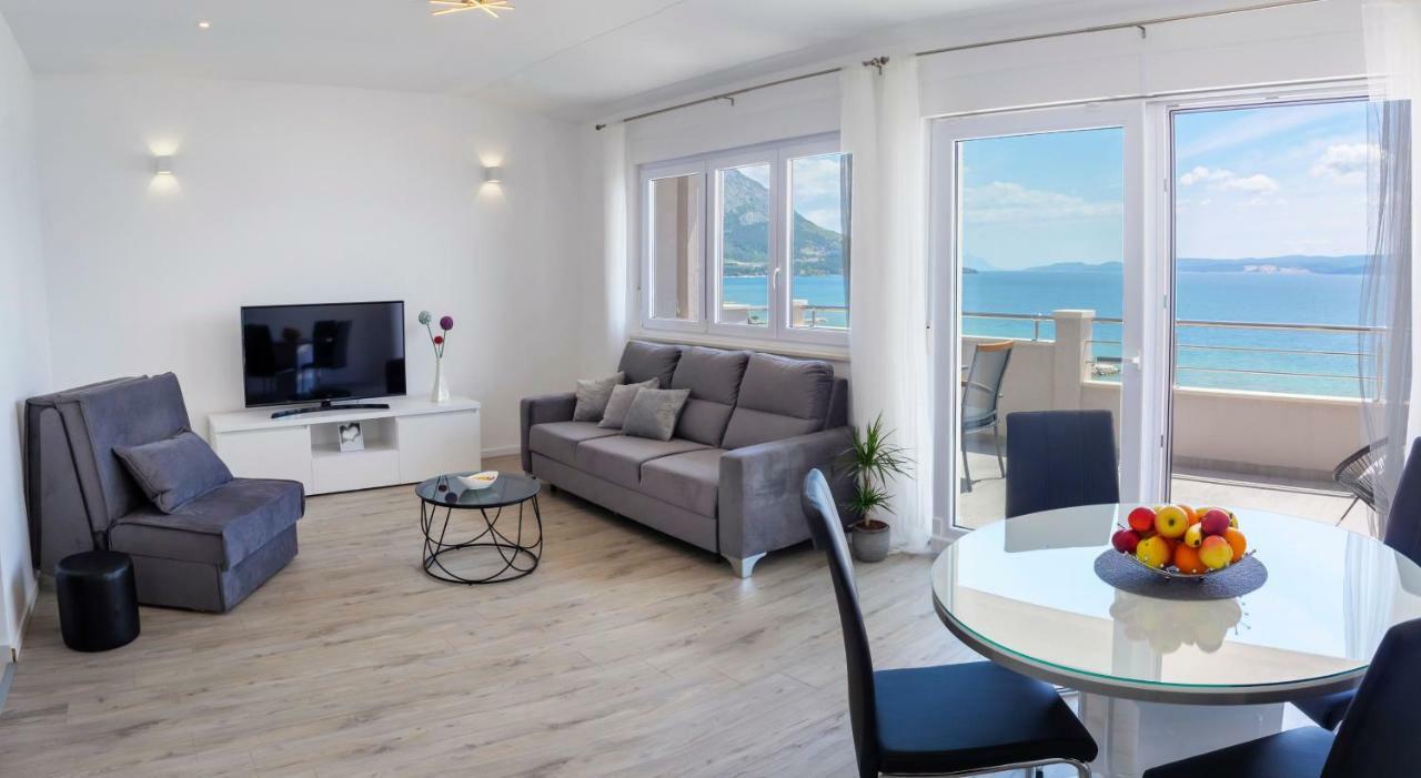 Apartmani Ticinovic オミシュ エクステリア 写真